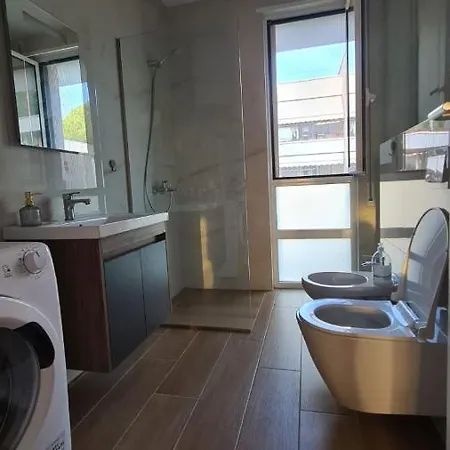 Apartment Shiny San Pietro